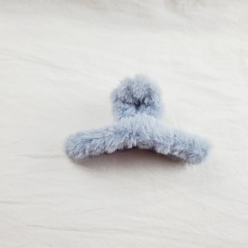 Plush hair claw clip hair accessories